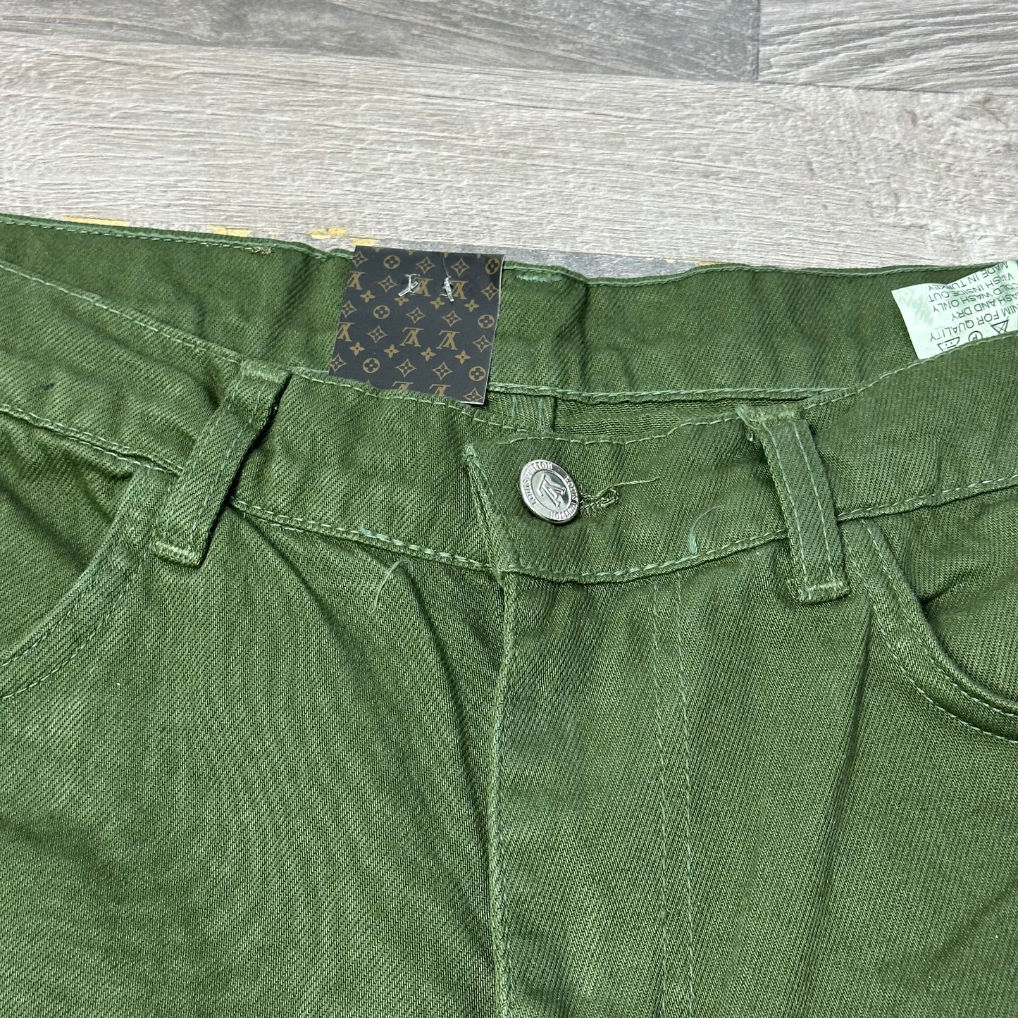 LV - Cargo Short Khaki 2025 NO