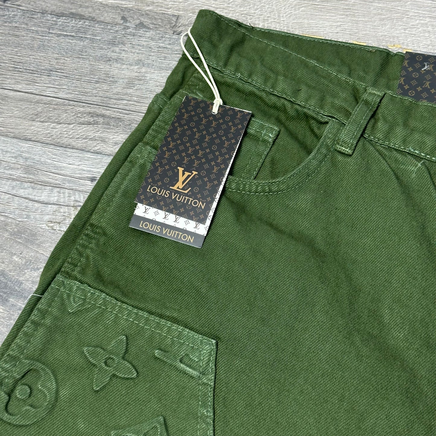 LV - Cargo Short Khaki 2025 NO