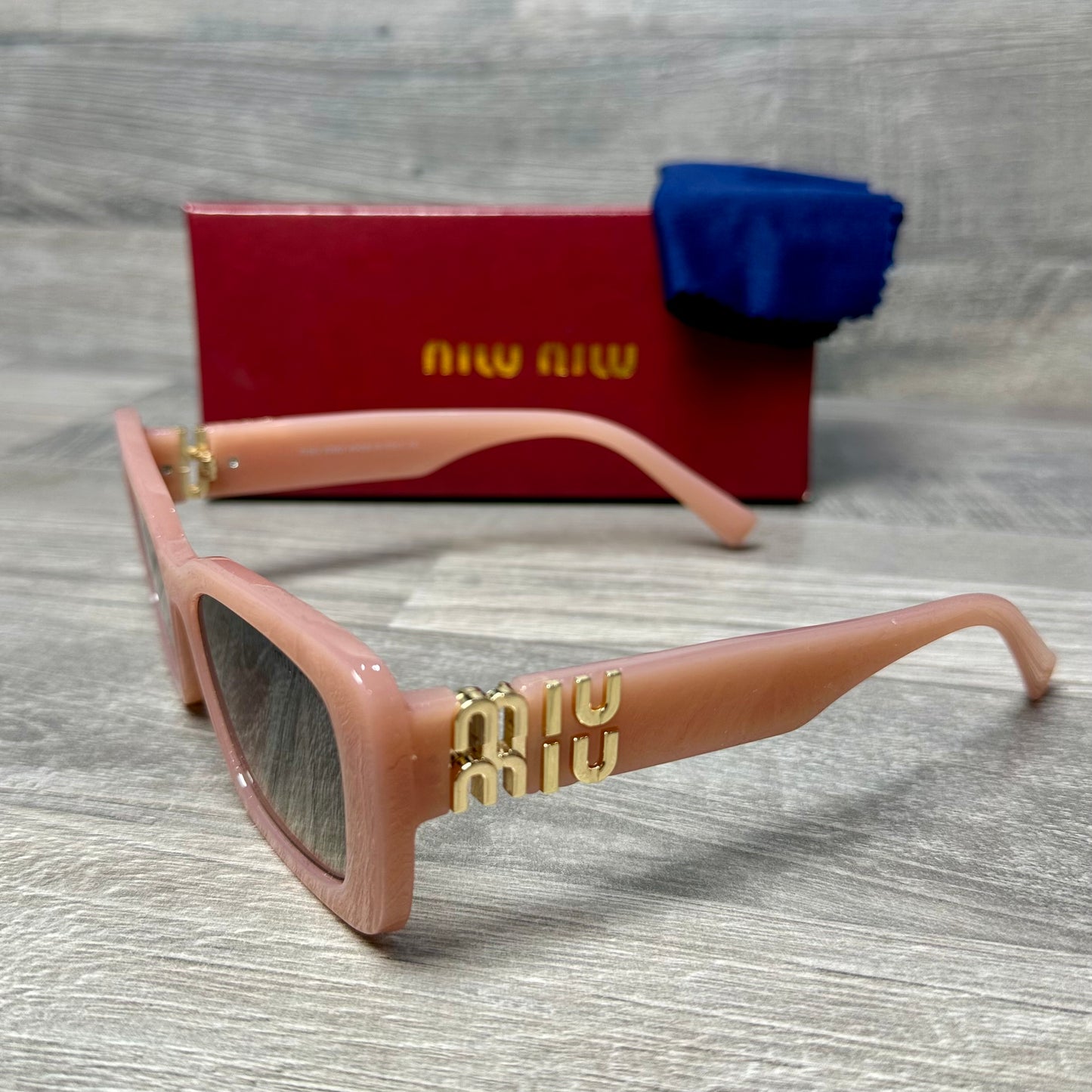 Miu Miu - Pink Classic 2025 NO women’s