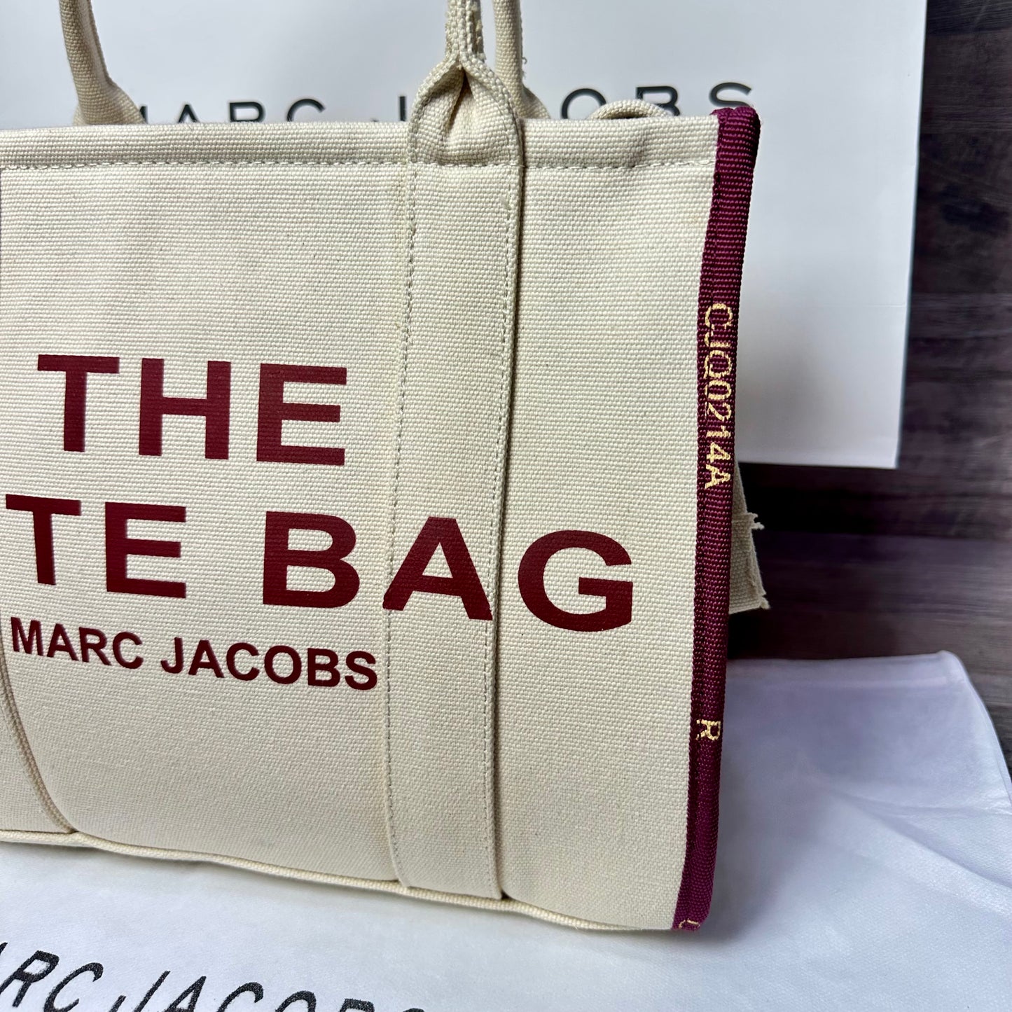 The Tote Bag Beige Purple bags