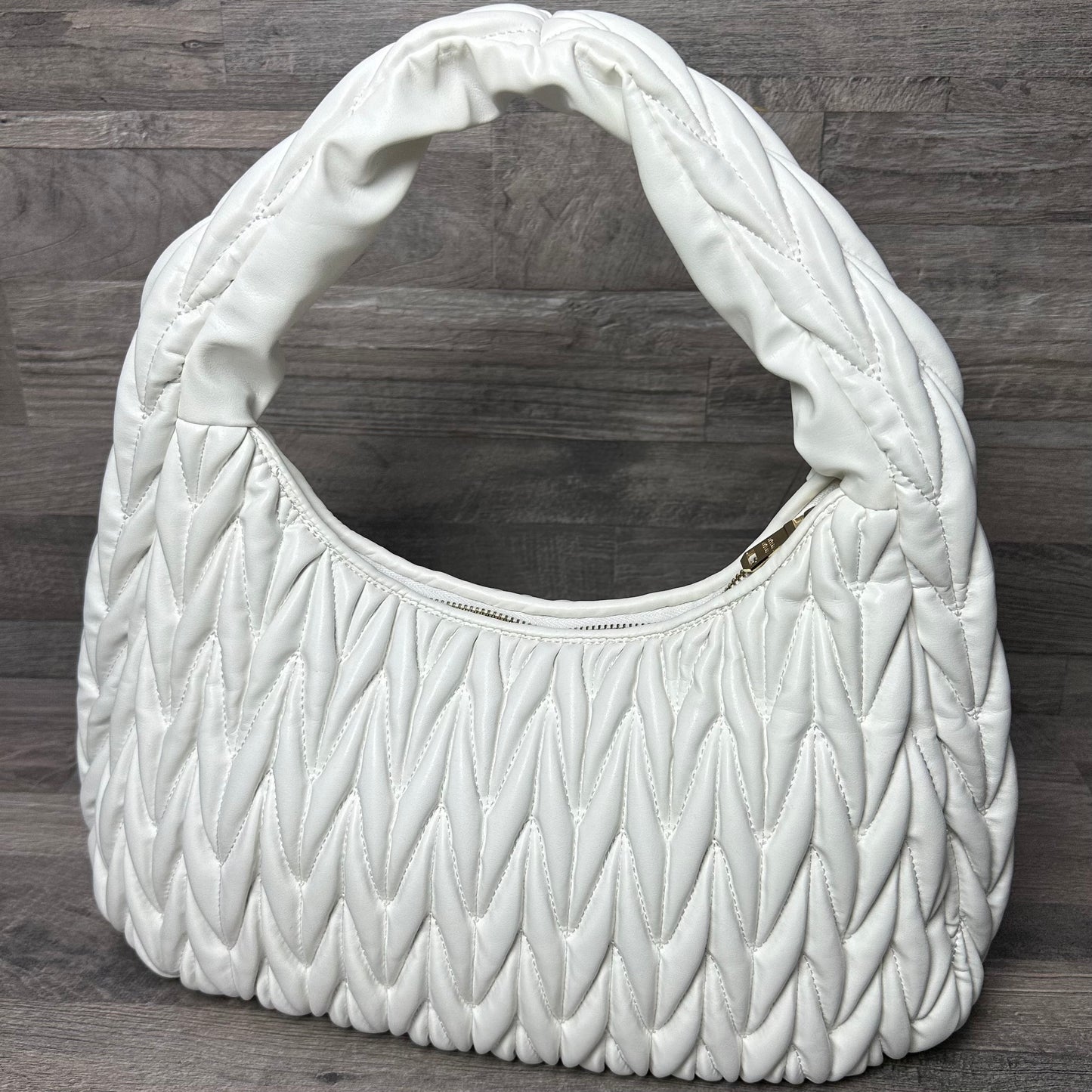 Miu Miu Hobo White Big Size Classic women’s