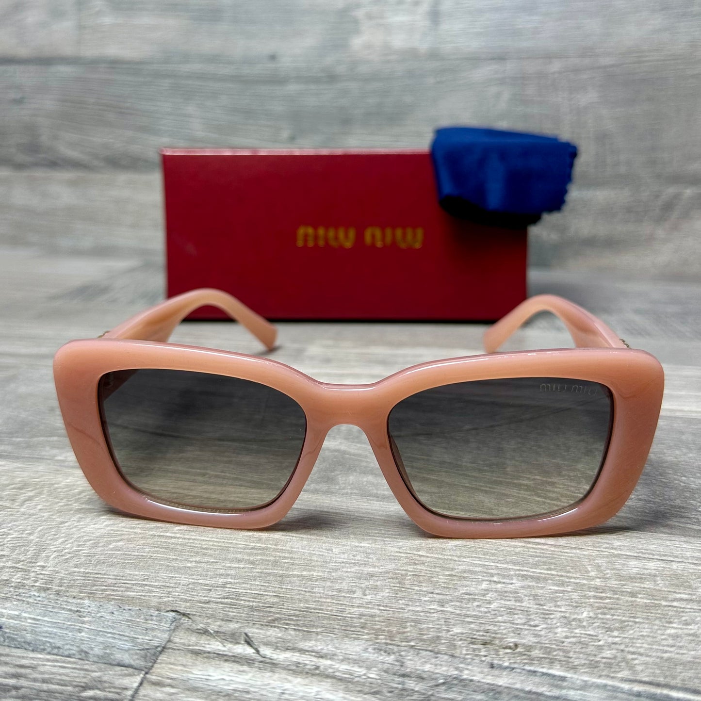 Miu Miu - Pink Classic 2025 NO women’s